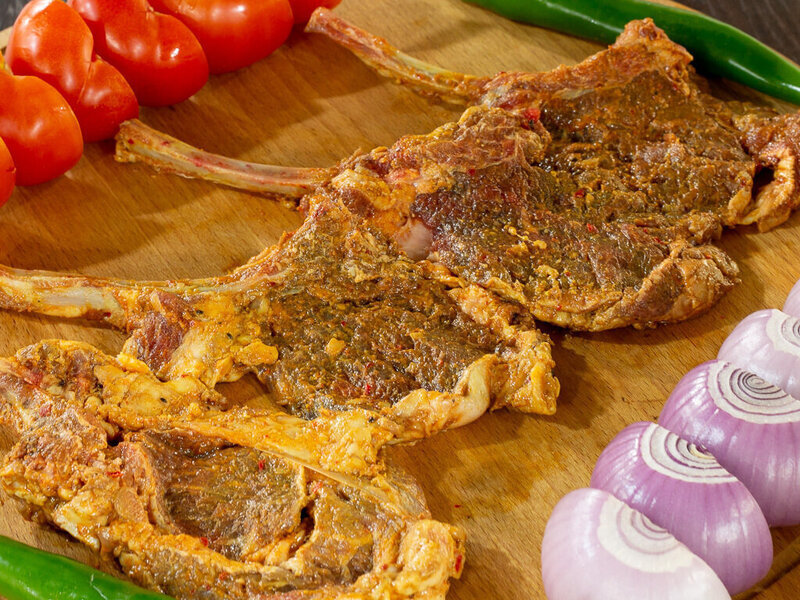 ريش غنم متبلة جاهزة للشواء